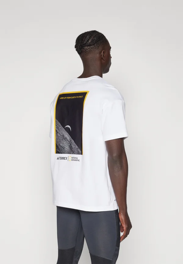 NAT GEO AEROREADY GRAPHIC - Sport T-Shirt - white