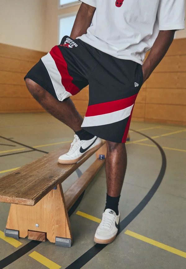 NBA CHICAGO BULLS PANEL SHORT - Vereinsmannschaften - black