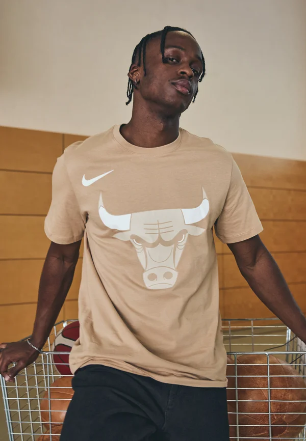 NBA CITY EDITION CHICAGO BULLS LOGO TEE - Vereinsmannschaften - hemp