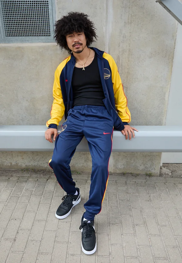 NBA CITY EDITION GOLDEN STATE WARRIORS TRACKSUIT - Vereinsmannschaften - college navy/amarillo/university red