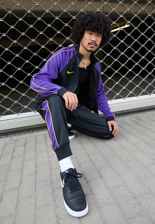 NBA CITY EDITION LOS ANGELES LAKERS TRACKSUIT - Trainingsanzug - black/field purple/amarillo/amarillo