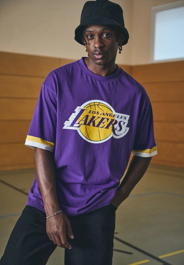 NBA LOS ANGELES LAKERS PANEL OVERSIZED TEE - T-Shirt print - purple