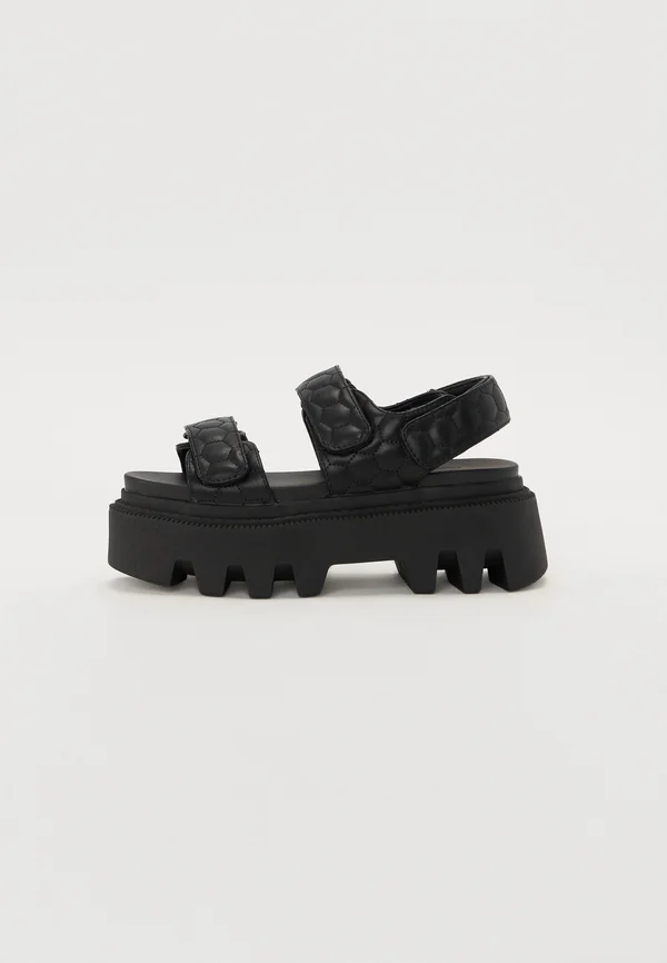 NELLY - Plateausandalette - black