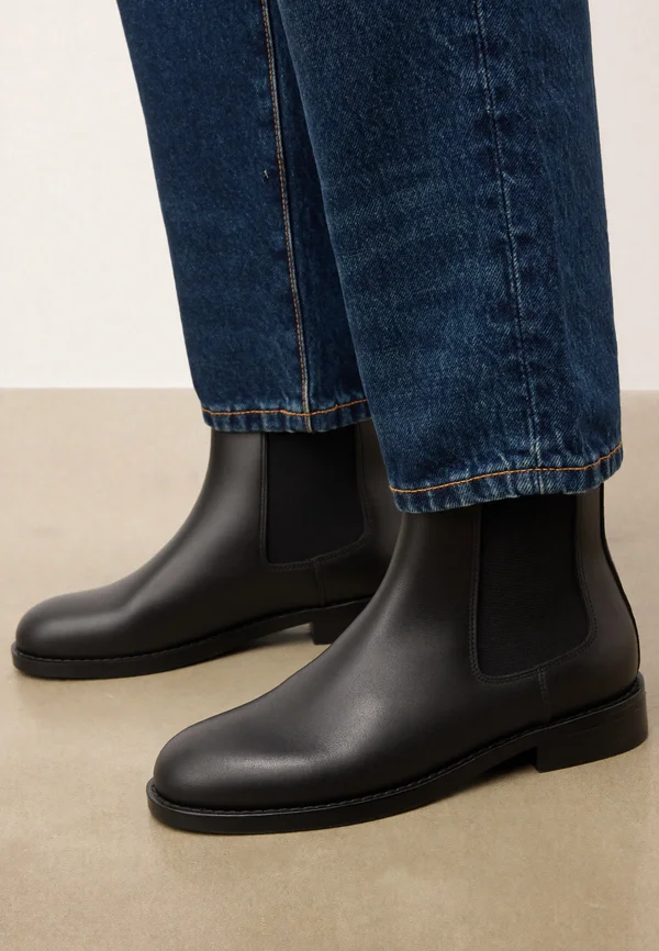 NEMRA - Stiefelette - black