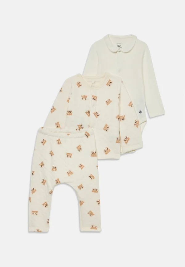 NEW BORN ENSEMBLE GIFTING SET UNISEX - Body - milk