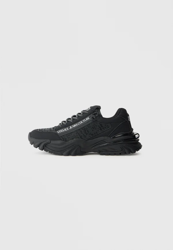 NEW TRAIL - Sneaker low - black