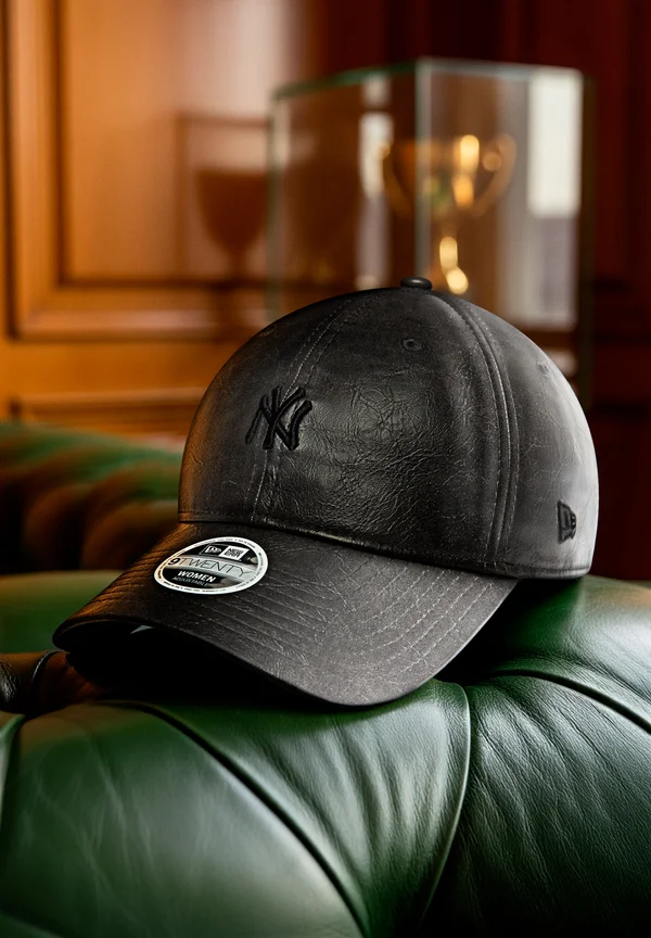 NEW YORK YANKEES - Cap - black