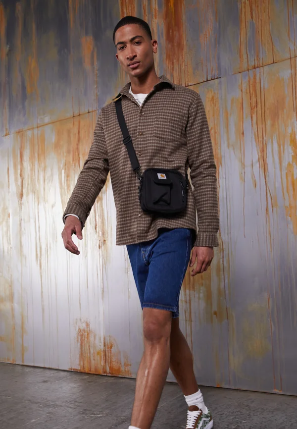 NEWEL MAITLAND - Jeans Shorts - blue