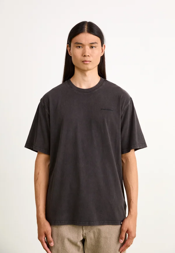 NEWINGTON WASH TEE - T-Shirt basic - acid wash black