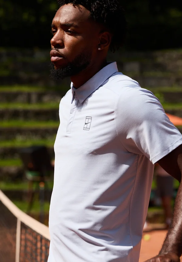 NIKECOURT ADVANTAGE - Poloshirt - ghost/black