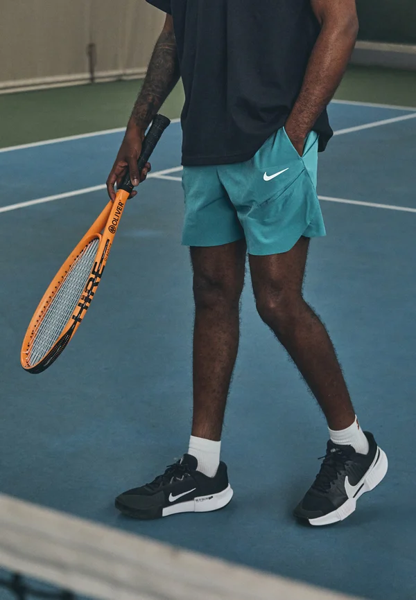 NIKECOURT SLAM SHORT - Kurze Sporthose - mineral teal/high voltage white