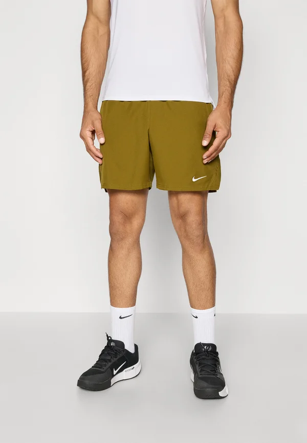 NIKECOURT VICTORY SHORT - Kurze Sporthose - olive flak white