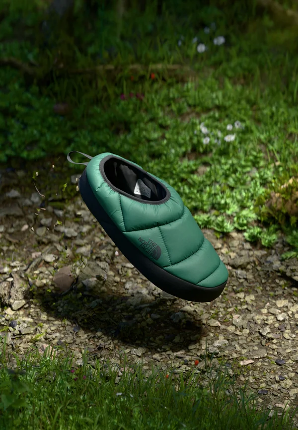 NSE TENT IV - Hausschuh - evergreen/tnf black