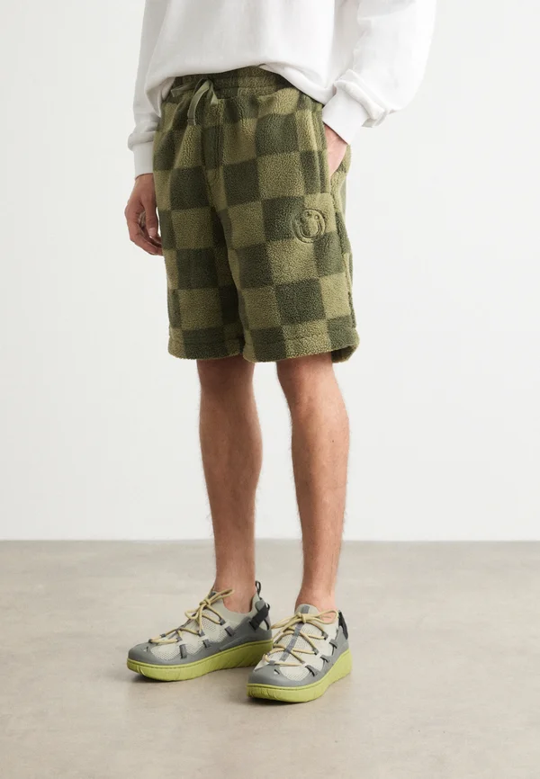 NUSTINE - Shorts - open green