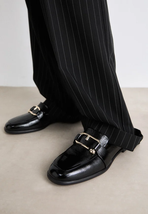 NUVOLA LOAFER - Slipper - nero