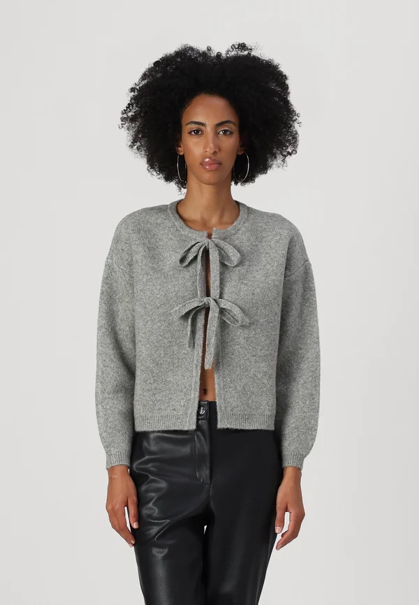 O NECK - Strickjacke - medium grey