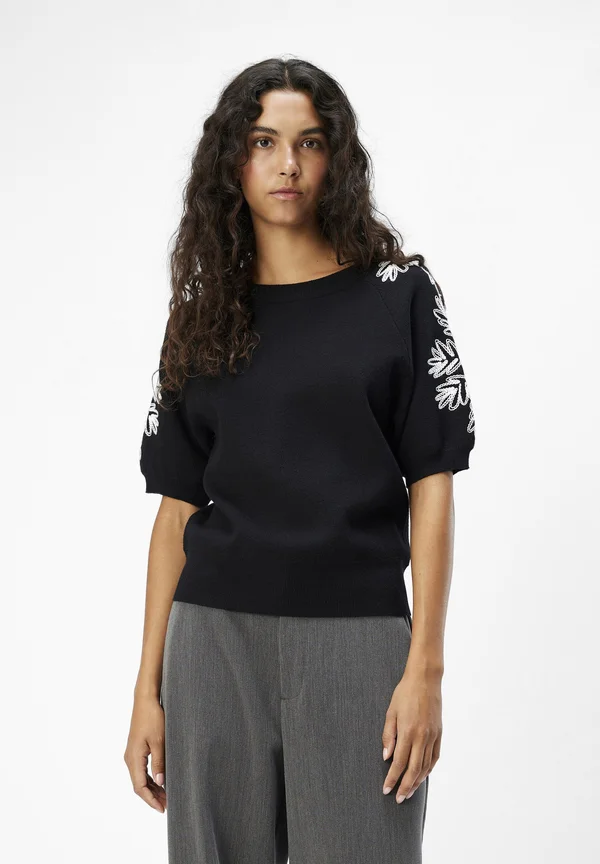 OBJRASHIA - Strickpullover - black aop white thread