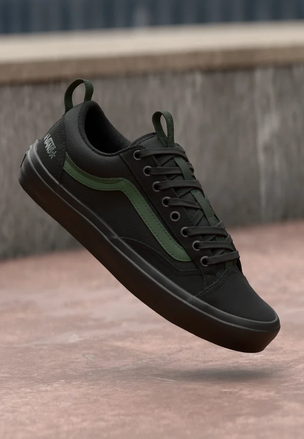 OLD SKOOL 36 + UNISEX - Skateschuh - atiba black/dark green