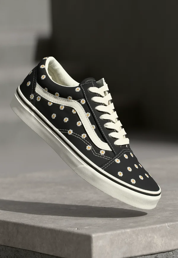 OLD SKOOL FLORAL EMBRODERY UNISEX - Sneaker low - black