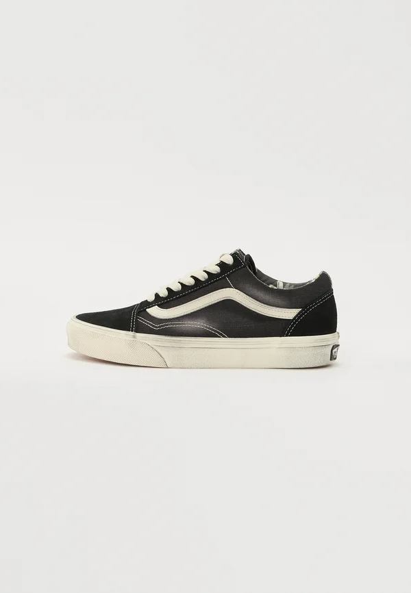 OLD SKOOL UNISEX - Sneaker low - black/white