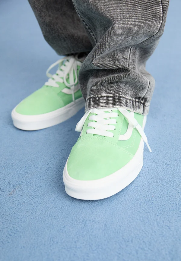 OLD SKOOL UNISEX - Sneaker low -  pastel cacti green