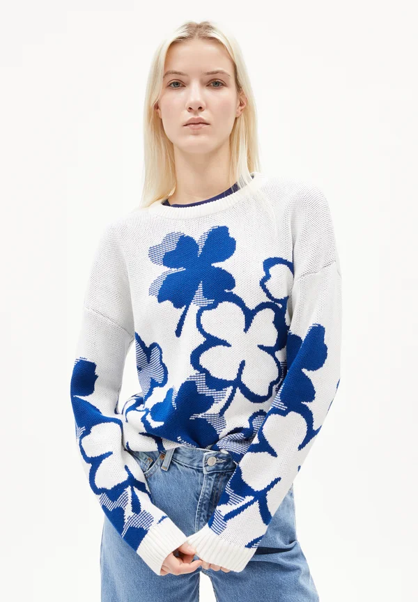 OLESSYAA CLOVER - Strickpullover - lapis blue light oatmilk