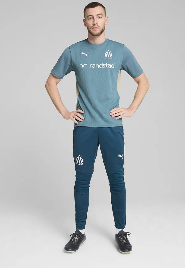 OM TRAINING - Fußball-Trikot - bold blue putty