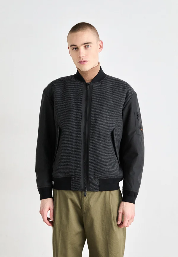 ONITE - Bomberjacke - black