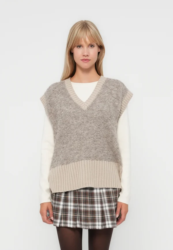 ONLCILLE VEST - Strickpullover - light brown