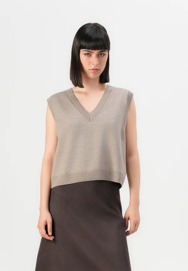 ONLCOCO LIFE VNECK VEST - Strickpullover - fungi