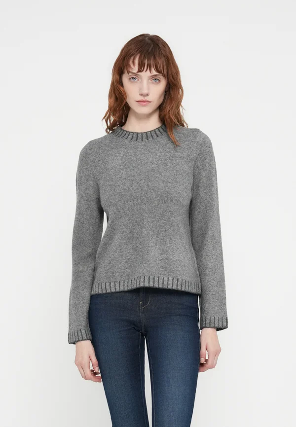ONLFINA O NECK - Strickpullover - medium grey melange