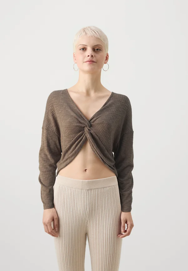 ONLMILA 2-WAY - Strickpullover - walnut