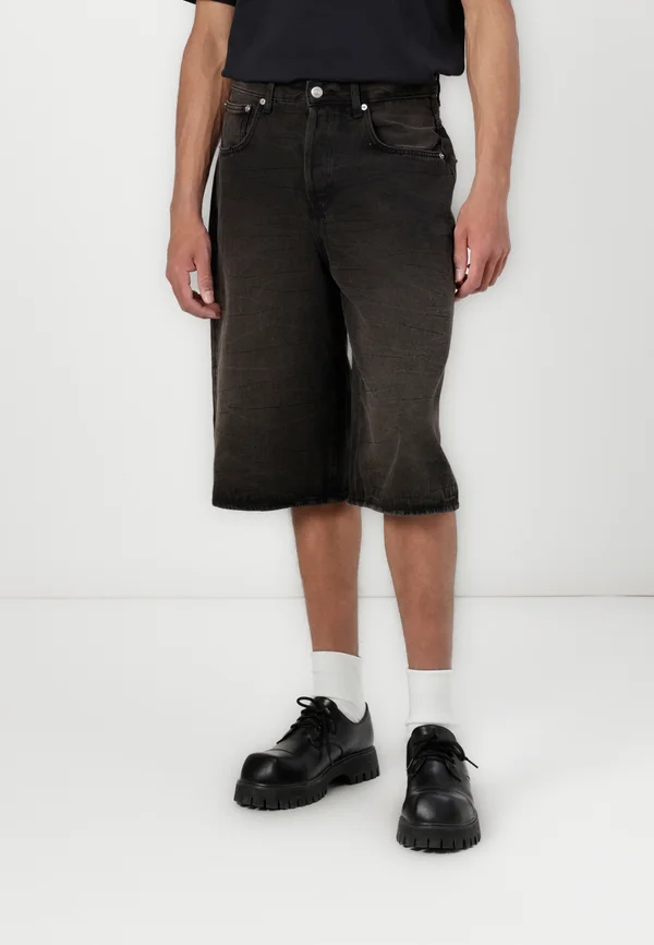 ONSCARL SUPER BAGGY JORTS  - Jeans Shorts - washed black