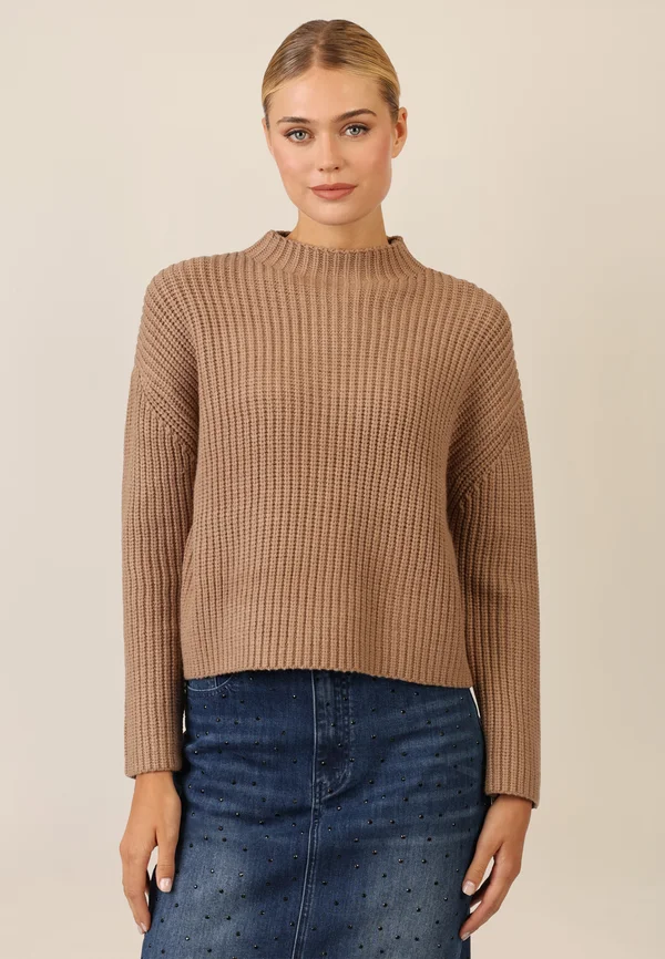 OVERSIZED - Strickpullover - camel