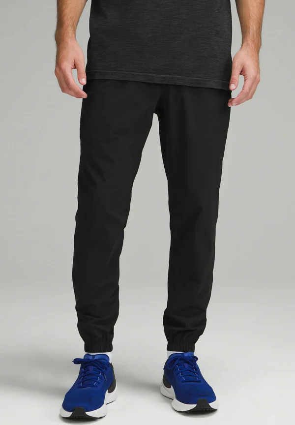 PACE BREAKER JOGGER REGULAR - Jogginghose - black