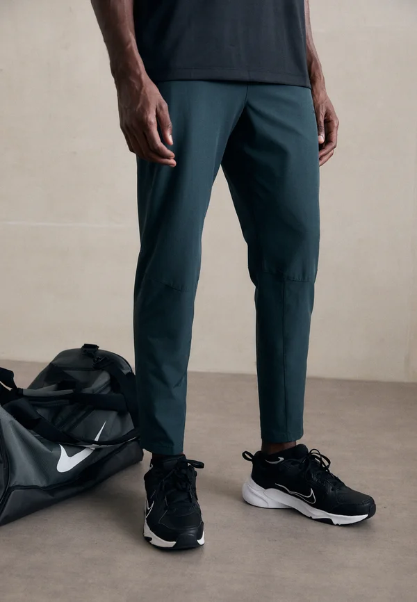 PANT - Jogginghose - seaweed/black