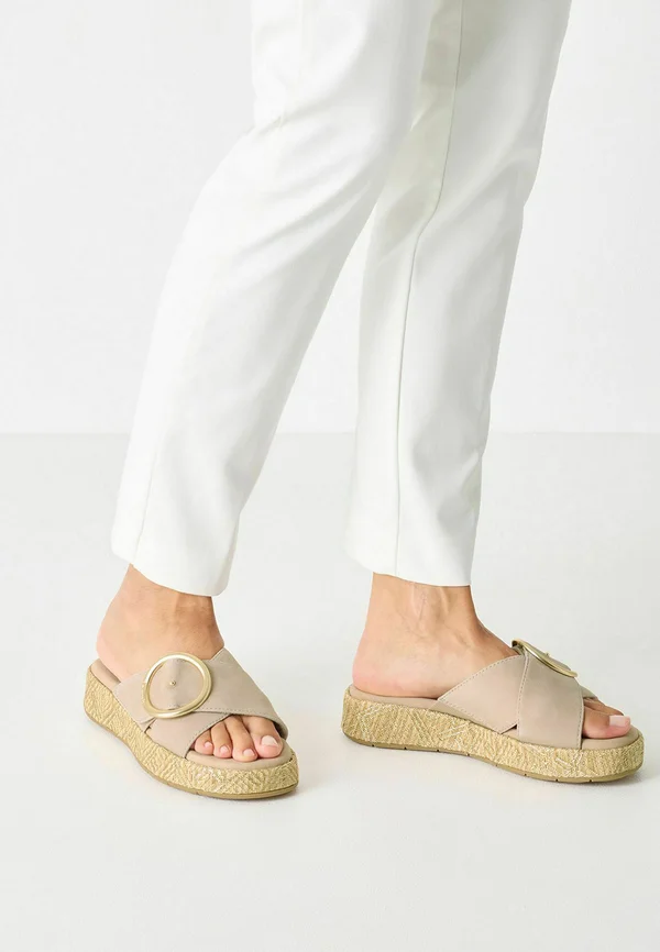 Pantolette flach - beige