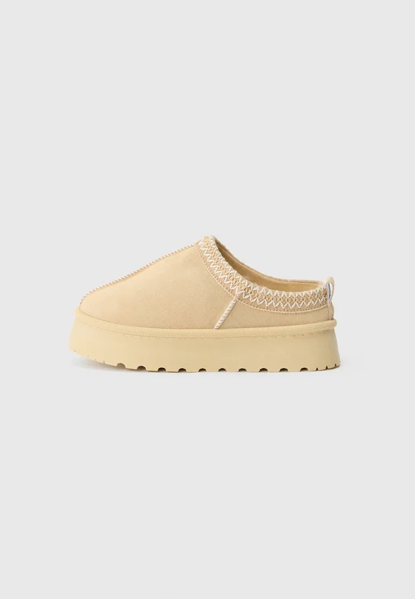 Pantolette flach - beige