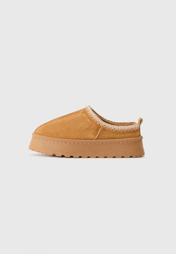 Pantolette flach - cognac