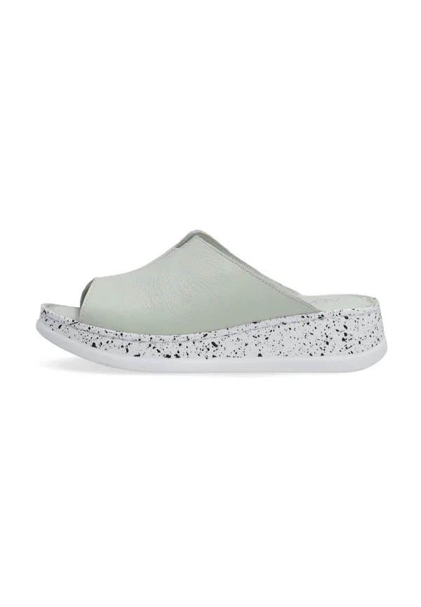 Pantolette flach - green