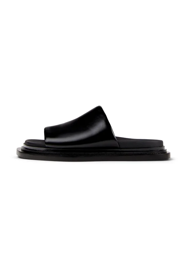 Pantolette flach - schwarz