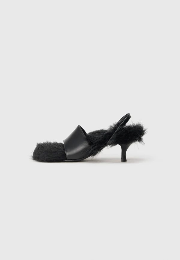 Pantolette hoch - black