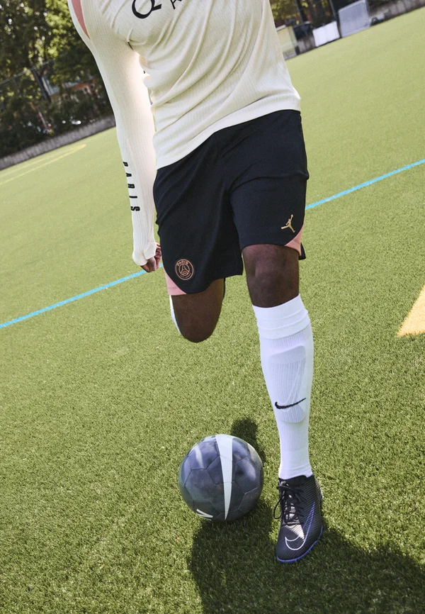 PARIS ST GERMAIN NIKE DF STRIKE SHORT  THIRD - Vereinsmannschaften - black/rust pink