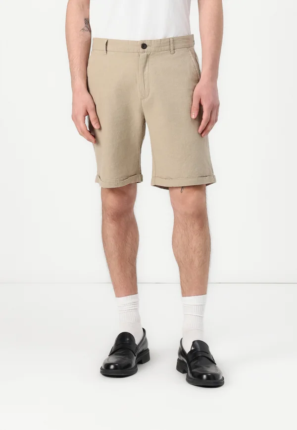 PASCAL - Shorts - dark sand