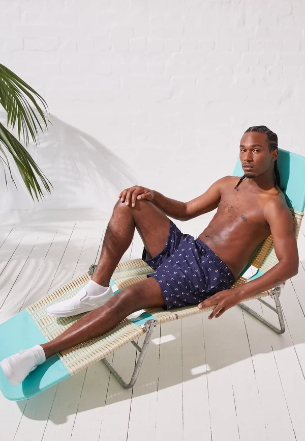 PATTERN - Shorts - anchor