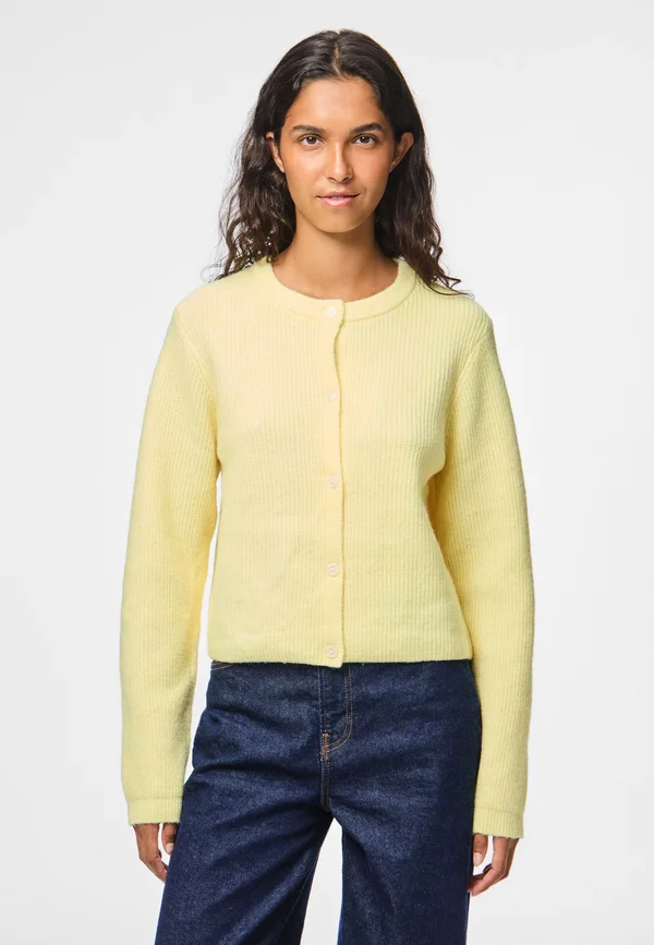 PCSILLY LS O-NECK BC - Strickjacke - pale banana