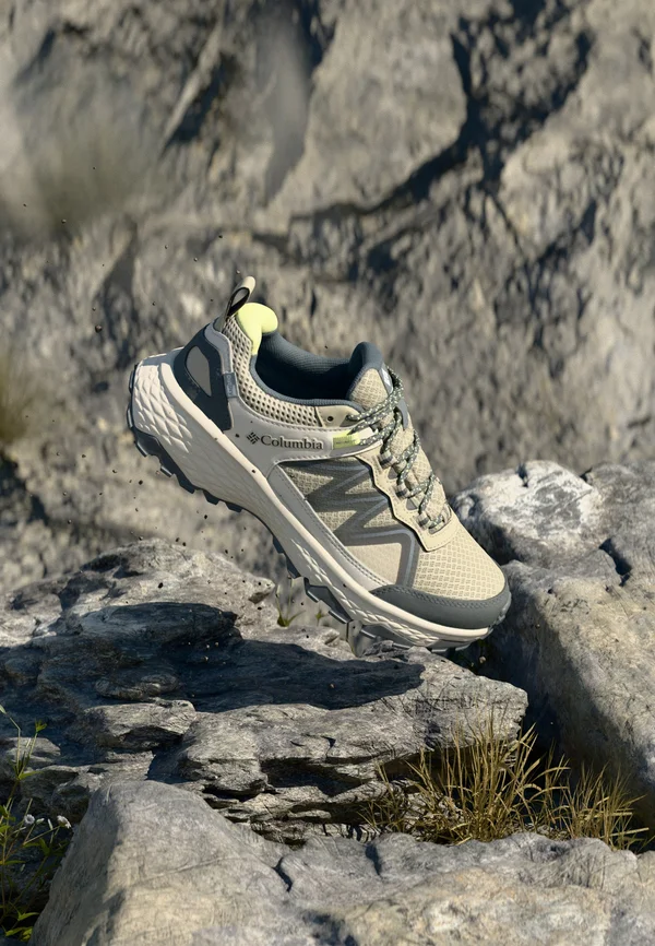 PEAKFREAK RUSH - Hikingschuh - tan/citron haze