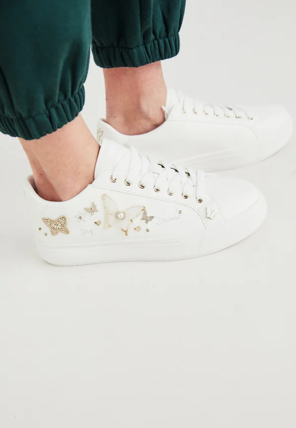 PEARLWING - Sneaker low - white