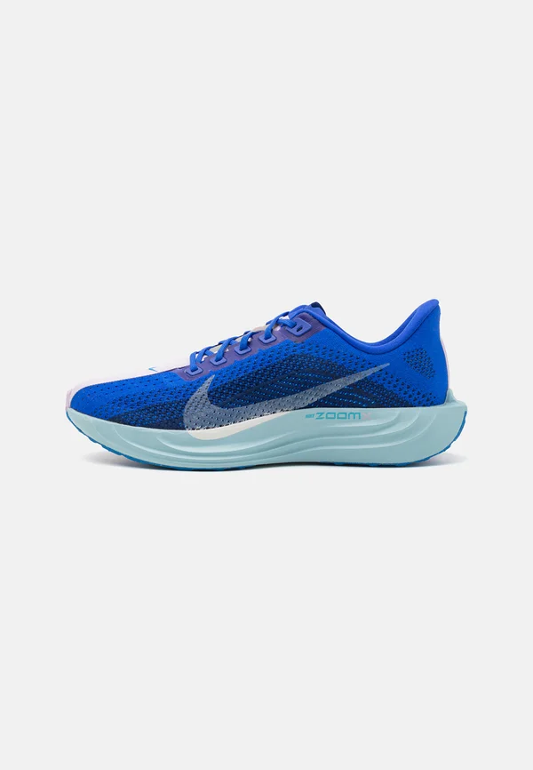PEGASUS PLUS - Laufschuh Straße - racer blue/sail/blue void/doll/ocean bliss/light photo blue