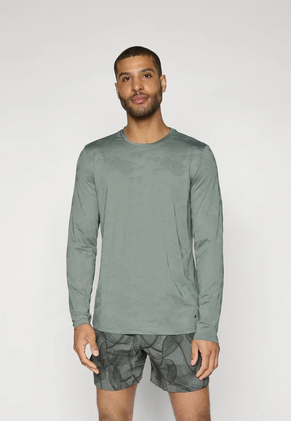 PERFORMANCE LONG SLEEVE  - Langarmshirt - agave green